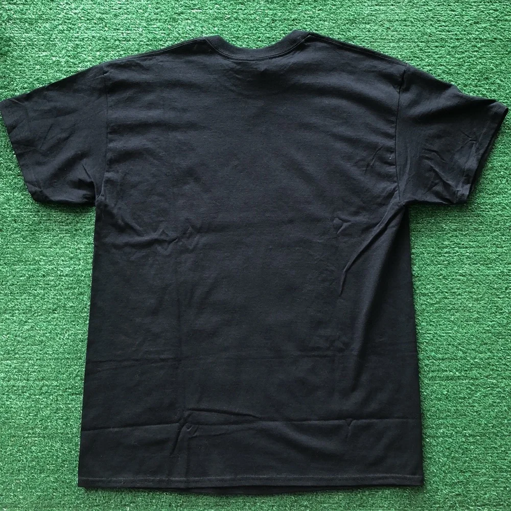 T-Shirt With Graphic Design - Picture 3 of 5